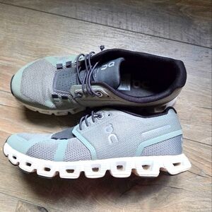 On Cloud 5 Womens Shoe Green